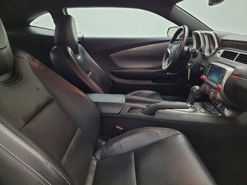 Used 2015 Chevrolet Camaro LT image 21