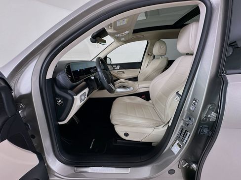 Used 2022 Mercedes-Benz GLS 450 4MATIC image 23