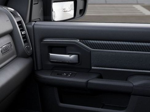 New 2026 RAM 2500 Big Horn AWD/4WD image 25