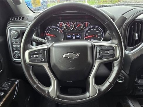 Used 2019 Chevrolet Silverado 1500 LT Trail Boss image 11