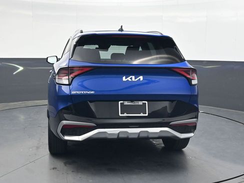 Used 2023 Kia Sportage SX image 5