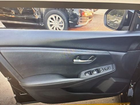 Used 2024 Nissan Sentra SV image 9