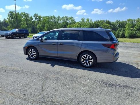 Used 2025 Honda Odyssey EX-L image 27