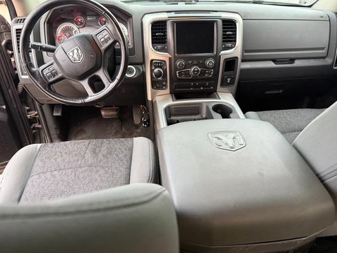 Used 2019 RAM 1500 Warlock AWD/4WD image 6