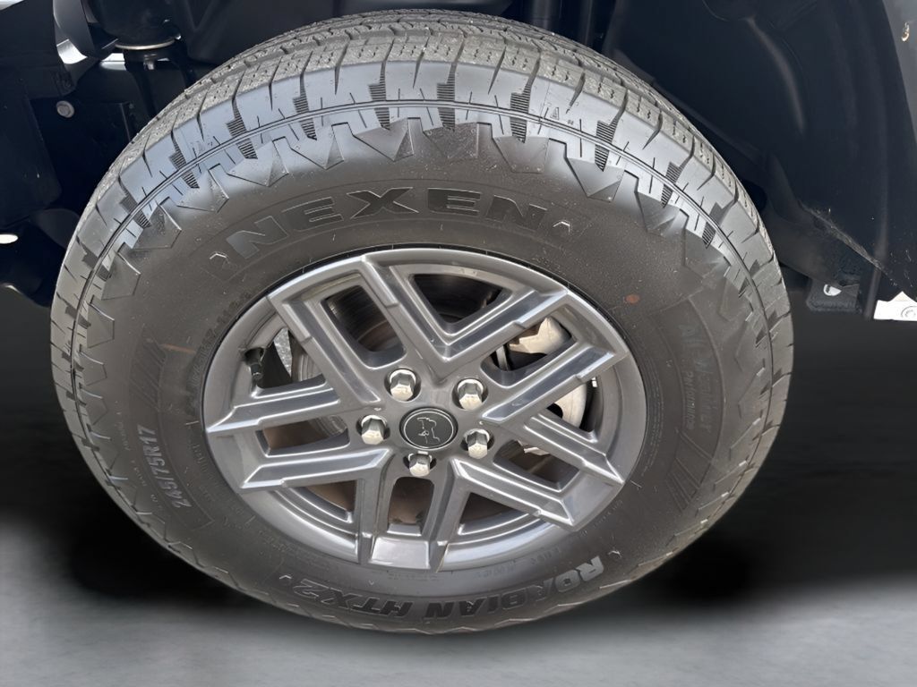 Used 2025 Jeep Wrangler Unlimited Sport AWD/4WD image 36