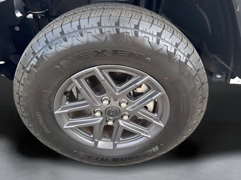 Used 2025 Jeep Wrangler Unlimited Sport AWD/4WD image 36