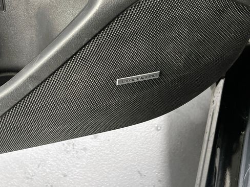 Used 2022 Subaru Forester Touring image 19