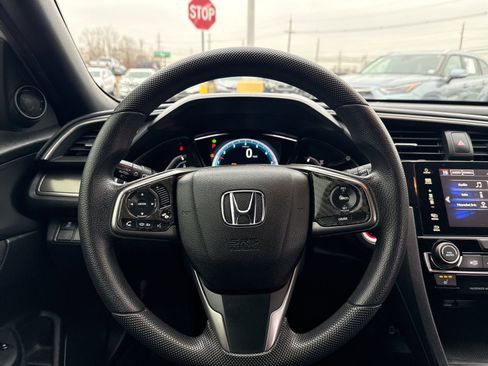 Used 2018 Honda Civic EX image 17