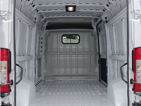 New 2026 RAM ProMaster 3500 w/ Convenience Group FWD image 13