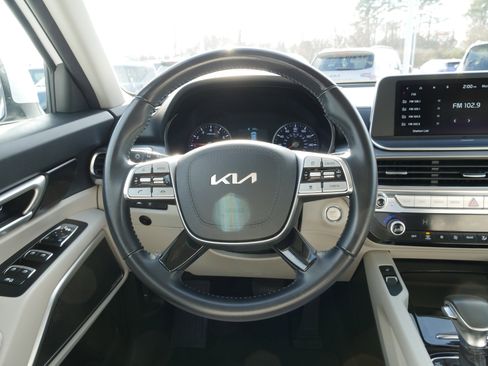 Used 2022 Kia Telluride S image 24