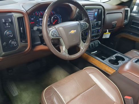 Used 2015 Chevrolet Silverado 3500 High Country w/ Duramax Plus Package image 11