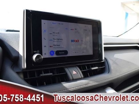 Used 2024 Toyota RAV4 XLE image 32