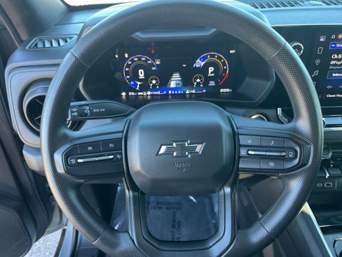 Used 2024 Chevrolet Colorado Trail Boss w/ Advanced Trailering Package image 9