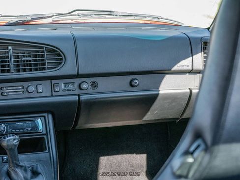 Used 1988 Porsche 944 Turbo image 40