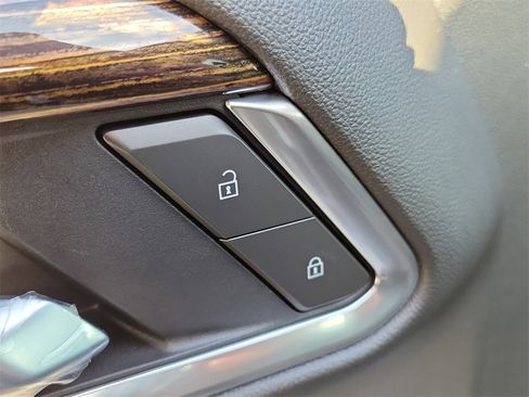 New 2025 GMC Sierra 1500 SLE image 21