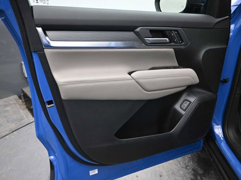 New 2026 GMC Terrain Elevation w/ Elevation Premium Package image 21