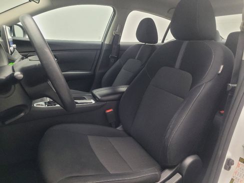 Used 2024 Nissan Sentra SV image 17