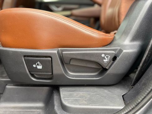 Used 2019 Subaru Ascent Touring image 29