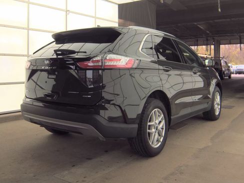 Used 2024 Ford Edge SEL w/ Convenience Package AWD/4WD image 17