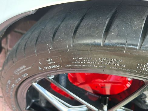 Used 2024 Chevrolet Corvette Z06 RWD image 42