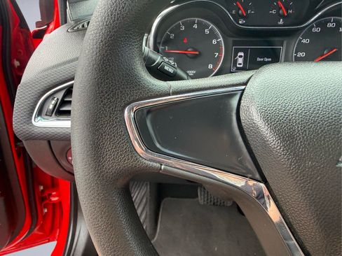 Used 2019 Chevrolet Cruze LS FWD image 24