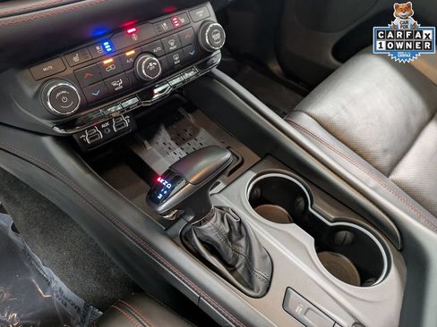 Used 2025 Dodge Durango R/T AWD/4WD image 14