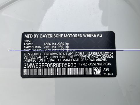 Used 2024 BMW 330i Sedan w/ Convenience Package RWD image 37