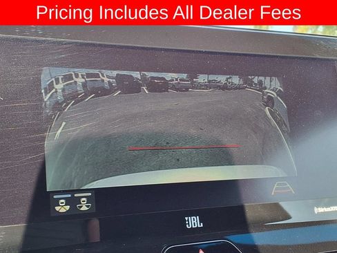 Used 2021 Toyota Venza XLE w/ Softex Package AWD/4WD image 25