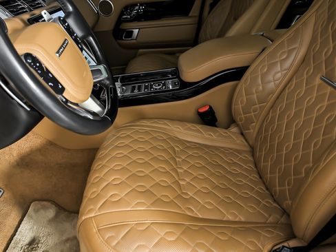 Used 2020 Land Rover Range Rover LWB SV Autobiography image 22