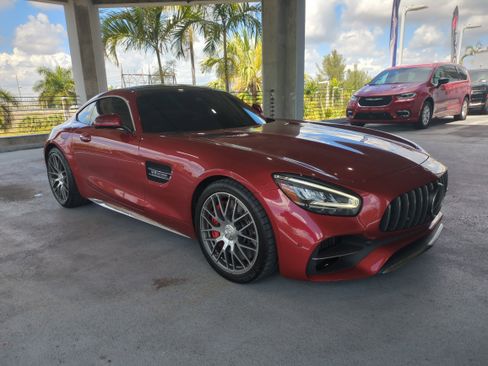 Used 2020 Mercedes-Benz AMG GT C image 2