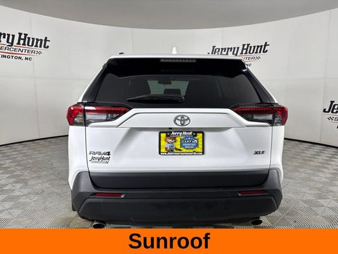 Used 2025 Toyota RAV4 XLE w/ Convenience Package FWD image 7
