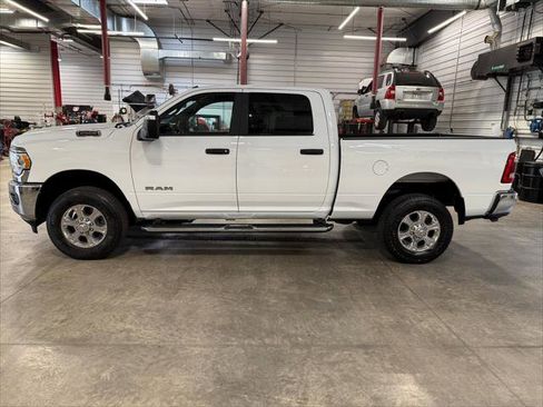 Certified 2024 RAM 2500 Big Horn w/ Level 2 Equipment Group AWD/4WD image 26