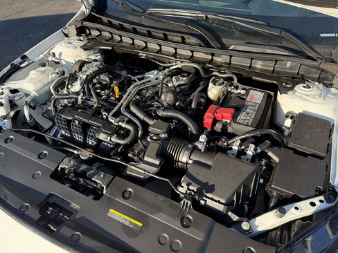 New 2025 Nissan Altima 2.5 SL image 17