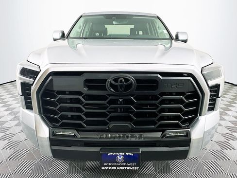 Used 2022 Toyota Tundra Limited image 4