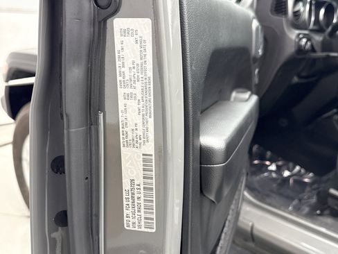 Used 2021 Jeep Wrangler Sport image 21