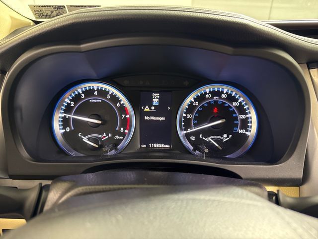 Used 2016 Toyota Highlander Limited Platinum AWD/4WD image 30