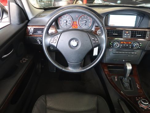 Used 2011 BMW 328i xDrive Sedan AWD/4WD image 14