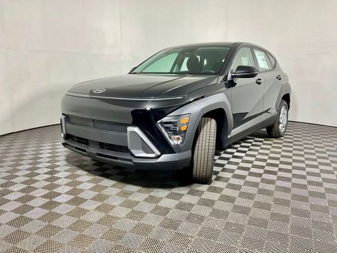 New 2026 Hyundai Kona SE image 9