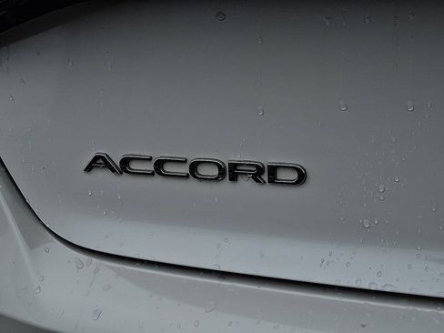 Used 2023 Honda Accord EX image 30