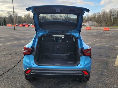 New 2026 Chevrolet Trax RS w/ Driver Confidence Package FWD image 11