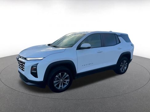 Used 2025 Chevrolet Equinox LT image 8