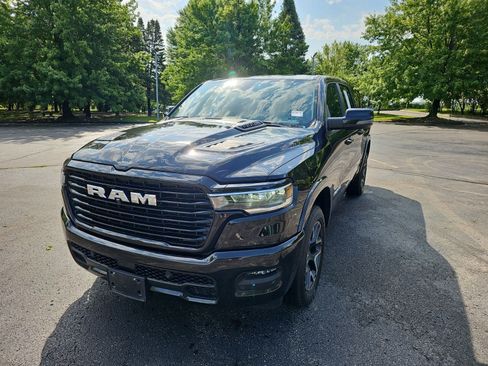 Used 2025 RAM 1500 Laramie w/ Sport Appearance Package AWD/4WD image 2