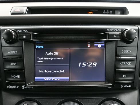 Used 2017 Toyota RAV4 LE image 15