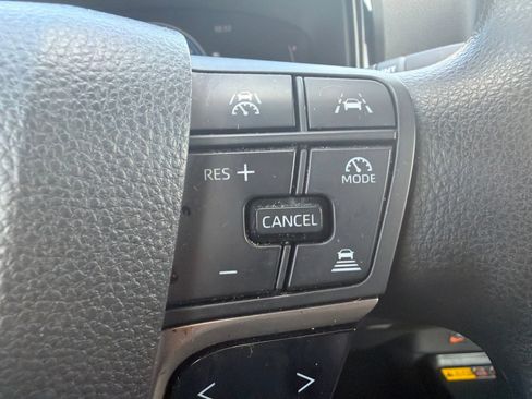 Used 2025 Toyota Camry LE FWD image 17