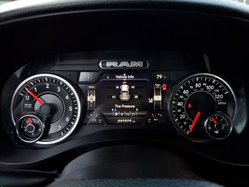 Used 2023 RAM 1500 Big Horn RWD image 31