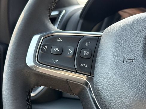 New 2026 RAM 3500 Laramie AWD/4WD image 28