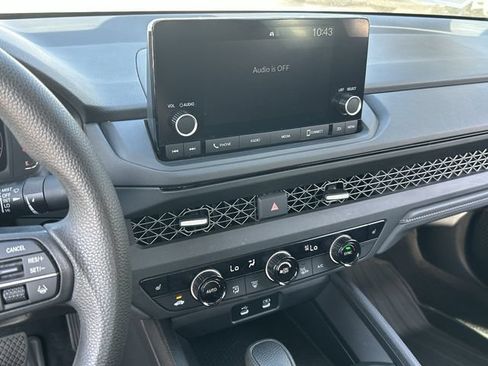Used 2023 Honda Accord EX image 29