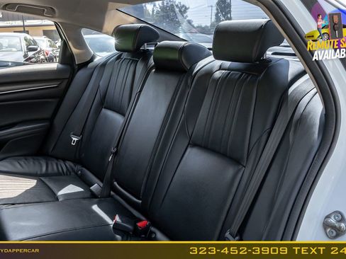 Used 2018 Honda Accord Touring image 16