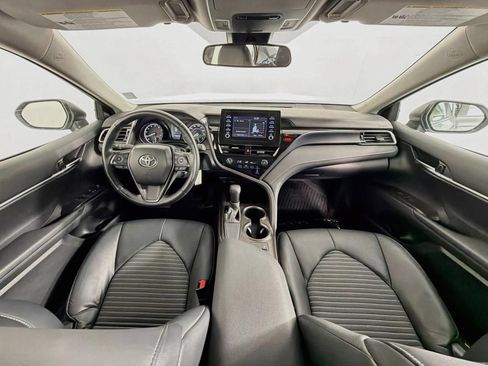 Used 2024 Toyota Camry SE FWD image 10