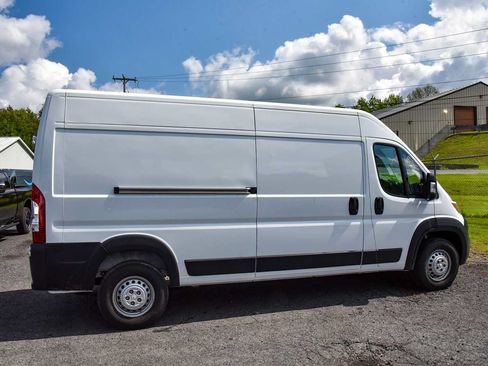 Used 2026 RAM ProMaster 2500 FWD image 2
